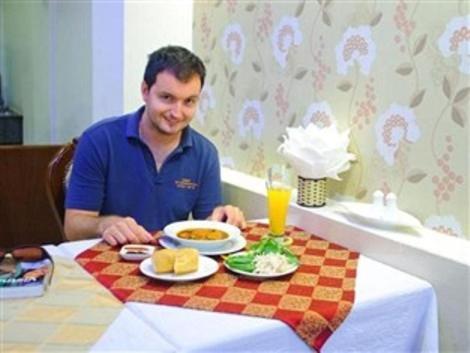 Anh Minh Hotel Хошимин Екстериор снимка